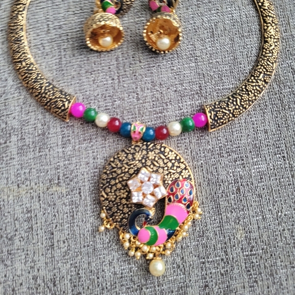 Indian bridal jewelry set - Picture 3 of 11